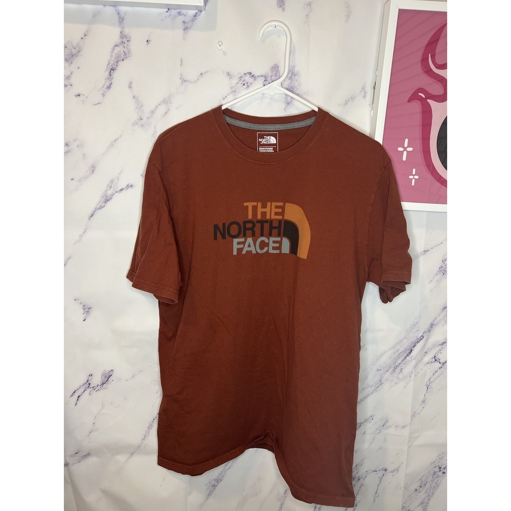 The North Face Mens short sleeve Dark orange logo shirt sz L